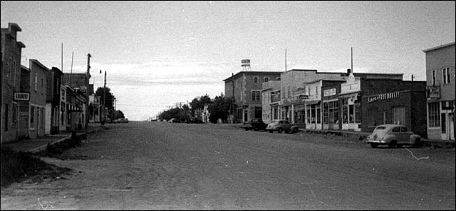 Mainstreet Vulcan 1954
