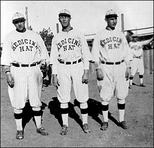 1914 Medicine Hat players