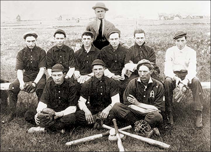 1915 Nanton