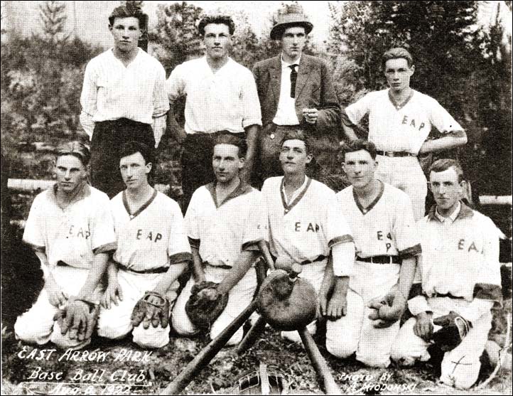 1922 East Arrow Park