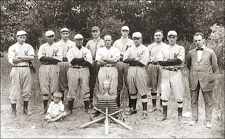 1922 Kelowna Elks