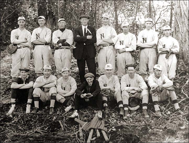 1923 Nakusp
