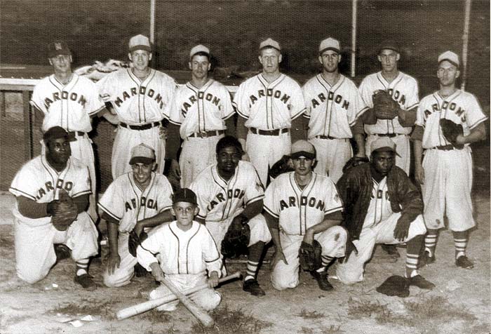 1953 Bowsman Maroons